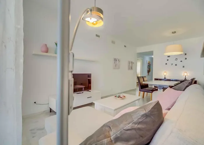 View Challenge * Fuengirola